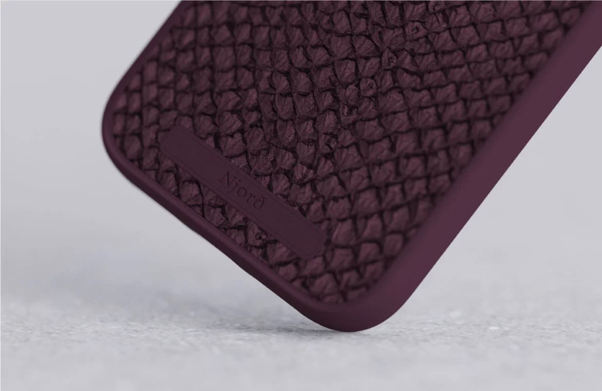 Чохол-накладка Njord Salmon Leather MagSafe Case Rust для iPhone 15 Pro Max - 2